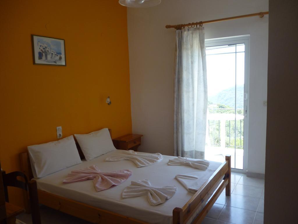 Lichnos Babis Taverna & Rooms Parga Exteriér fotografie
