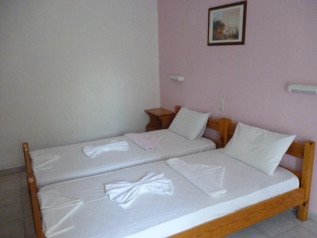 Lichnos Babis Taverna & Rooms Parga Pokoj fotografie